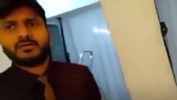 ప్రమోషన్స్ కోసం ఫీట్లు..