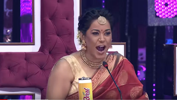 ముగ్గురు డ్యాన్స్..