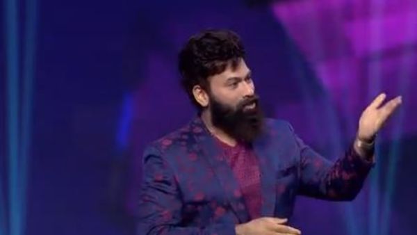 పరువుతీసేశాడు..