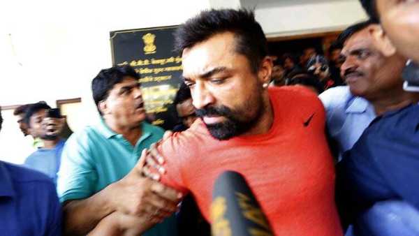మెరుపు దాడులతో ఎన్సీబీ పంజా
