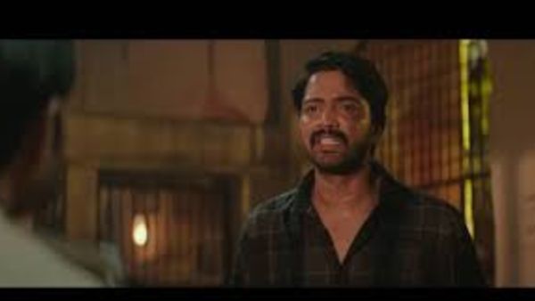 నరేష్ నటనకే మార్కులు.. అదే నిలబెట్టింది