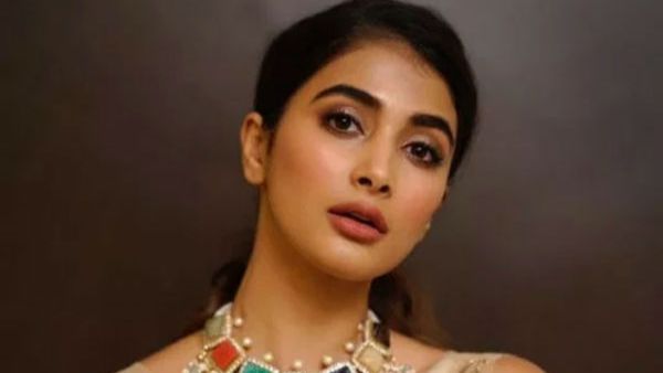 Pooja hegde Cute wishes For Ugadi And Gudi padwa Pooja hegde Cute wishes For Ugadi And Gudi padwa