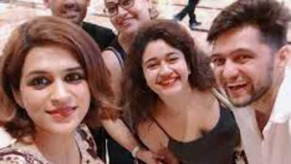 సోషల్ మీడియాలో రచ్చ..