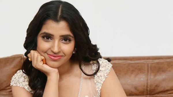 ఇంటర్వ్యూతో కలకలం రేపుతోన్న యాంకర్