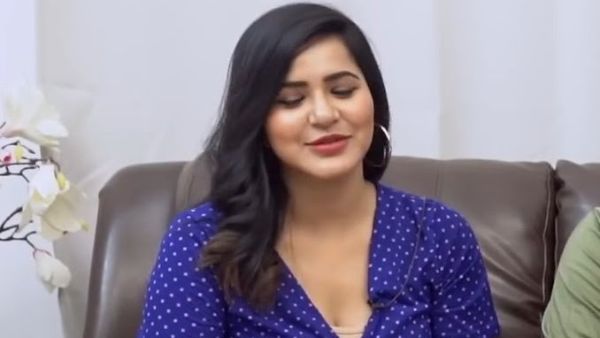 వీళ్లిద్దరి మధ్య రిలేషన్ అంటూ షాక్