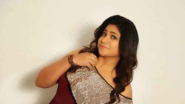 డేటింగ్ కి రెడీ..అందరికీ ఆహ్వానం..కానీ ఆ టైప్ వాళ్ళకే .. బిగ్ బాస్ కంటెస్టెంట్ ప్రకటన!