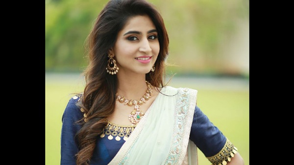 ఇద్దరు కమెడియన్లతో ట్రాకులు.. క్లారిటీ