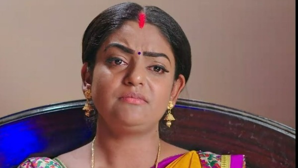 పులిని అతికష్టం మీద ఆపిందంటూ...