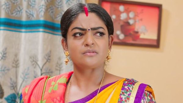 నాతో అంటీ ముట్టనట్టు ఉంటారు..