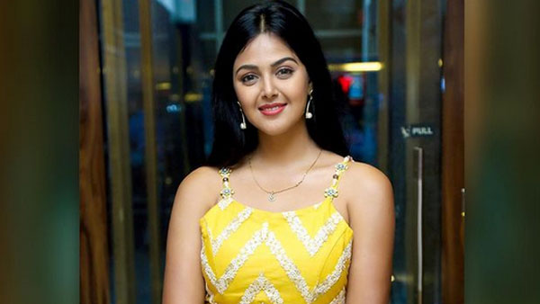 ‘మోనాల్ గజ్జర్' పేరుతో భారీ మోసం