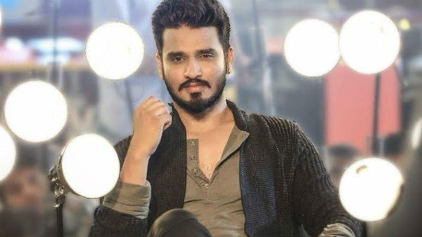 ఒక వ్యక్తికి ఫోన్ చేయగానే..