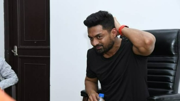 మరొక పబర్ఫుల్ దర్శకుడిని..