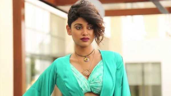 ప్రభుత్వ విధానాలపై విమర్శలు