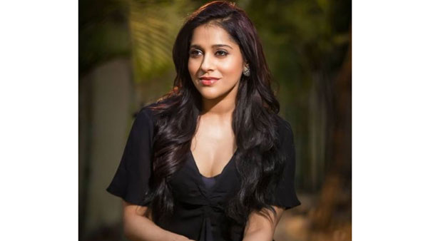 కరోనా సమయంలో అలాంటి పోస్ట్లు