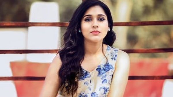 అలా మొదలైన కెరీర్.. రెండింటితోనే సరిపెట్టి