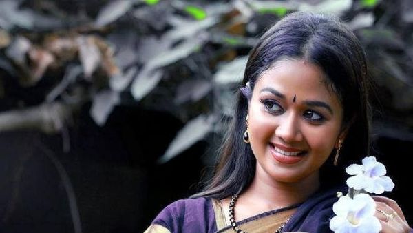 టెలివిజన్ నటిగా కెరీర్