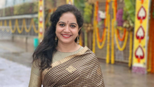 ఆ వయసులోనే పెళ్లి.. భర్తతో విడిపోయింది
