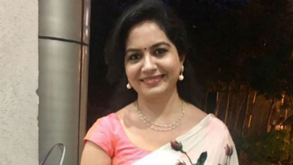 పెళ్లి తర్వాత ఫుల్ జోష్లో కనిపిస్తోంది