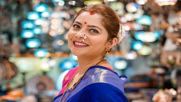 Actress Sonali Kulkarni’s father attacked Actress Sonali Kulkarni’s father attacked