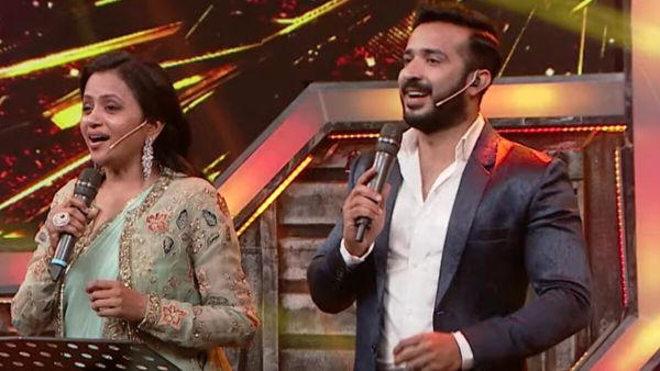 సుమక్కతో కలిసి చాలెంజ్ విసురుతూ