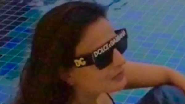 లేటు వయసులో ఘాటు ఫొటోలతో
