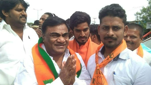 అలా రాజకీయాల్లోకి
