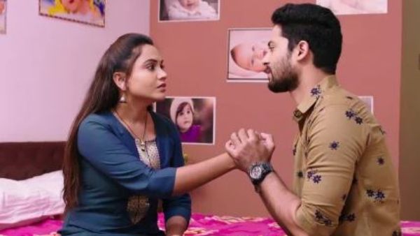 అంకితను ఎత్తుకుని తిప్పేసిన అభి