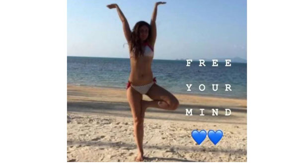 Kareena Kapoor Yogasan in bikini on International Yoga Day Kareena Kapoor Yogasan in bikini on International Yoga Day