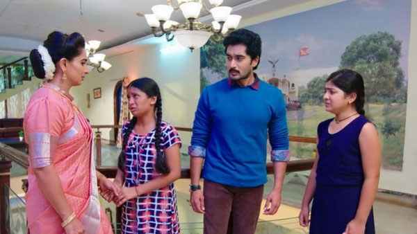 దీప ఇంటికి వెళ్లిన కార్తీక్, శౌర్య, హిమ