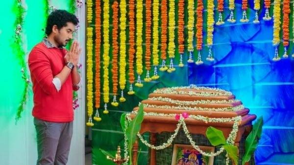 దేవుడు పటాల ముందు కార్తీక్ దీనంగా