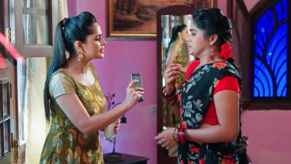 నాటకాలు ఆడేదానిలా కనిపిస్తున్నానా?