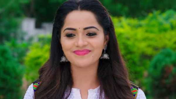 అత్త, కోడళ్ల సమావేశమేమిటి?