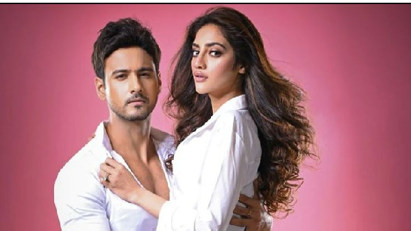 నుస్రత్తో యష్ దాస్ గుప్తా అఫైర్ అలా