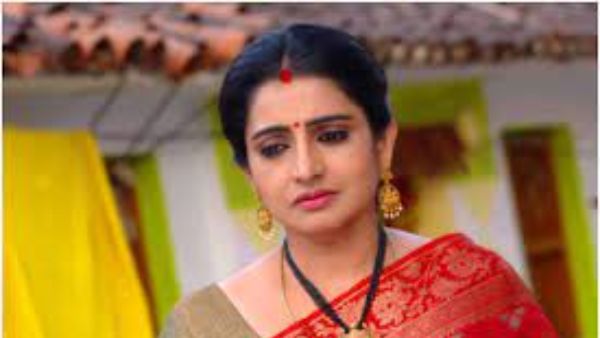 బస్ స్టాండ్ కి వెళ్లి