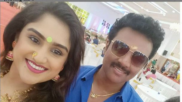 కోల్కతాలో నాలుగో పెళ్లిపై వనితా విజయ్ కుమార్ క్లారిటీ.. అతడితో నాకు అదే రిలేషన్ అంటూ ఇన్స్టాలో పోస్ట్