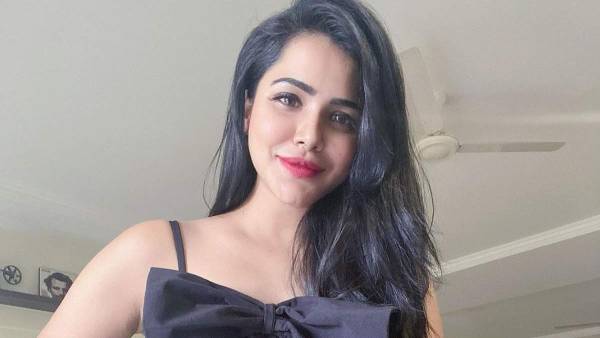 చీప్గా ఉందంటూ అషు రెడ్డి పోస్ట్ వైరల్
