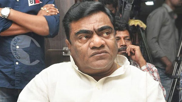 రాజకీయాల్లో బిజీబిజీగా