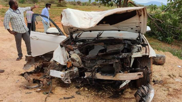రంగనాయకతో ప్రేక్షకుల ముందుకు