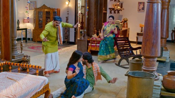 మల్లిక ఎలా తప్పించుకుంటుందో..?