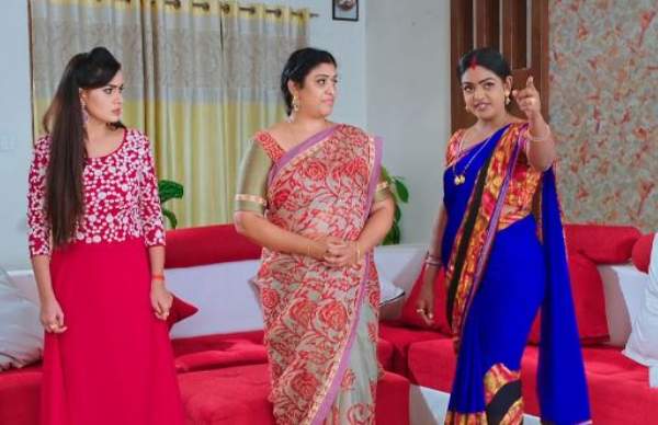 మోనిత ఇంట్లోకి దీప, భాగ్యం