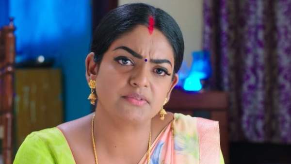 దీప, మోనిత మధ్య హై డ్రామా
