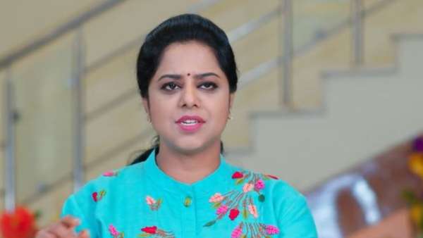 నీ చిలుక పలుకులు అక్కడే..