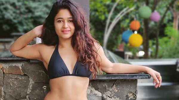 సినిమాలు లేకున్నా అలా టచ్లోనే