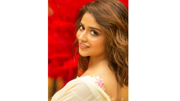 గోల్డెన్ లెగ్గా ప్రియాంక జవాల్కర్