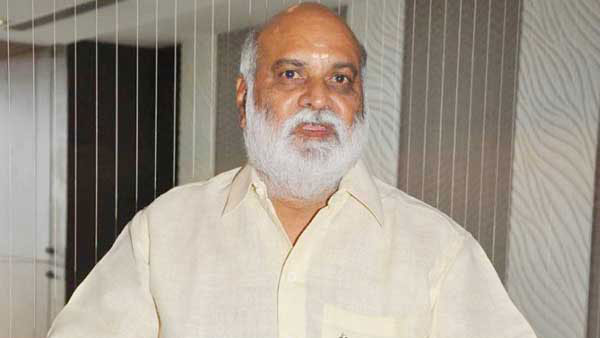 కె.రాఘవేంద్రరావు దగ్గరకు తీసుకు వెళ్లడంతో