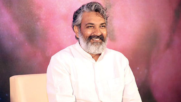 ఎరక్క పోయి ఇరుక్కున్న జక్కన్న.. ఒక రేంజ్ లో ఆడేసుకుంటున్నారుగా!