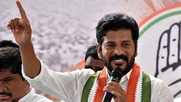 కేటీఆర్ పేరుని రకుల్ రావుగా