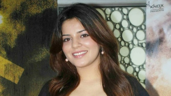 డ్రగ్స్ ఇచ్చి