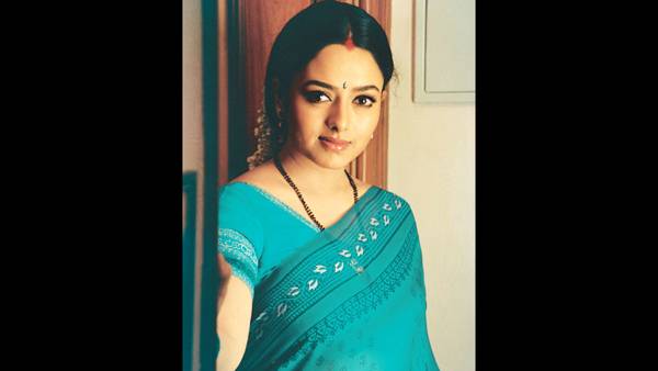మోహన్ బాబు అలా చెప్పి ఉంటే సౌందర్య బ్రతికేది