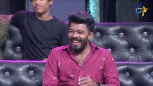 బుల్లితెర ఆల్రౌండర్గా గుర్తింపు